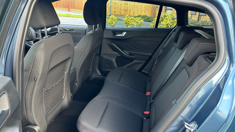 Ford Focus 1.0 EcoBoost Hybrid mHEV 155 ST-Line 5dr Auto Petrol Estate